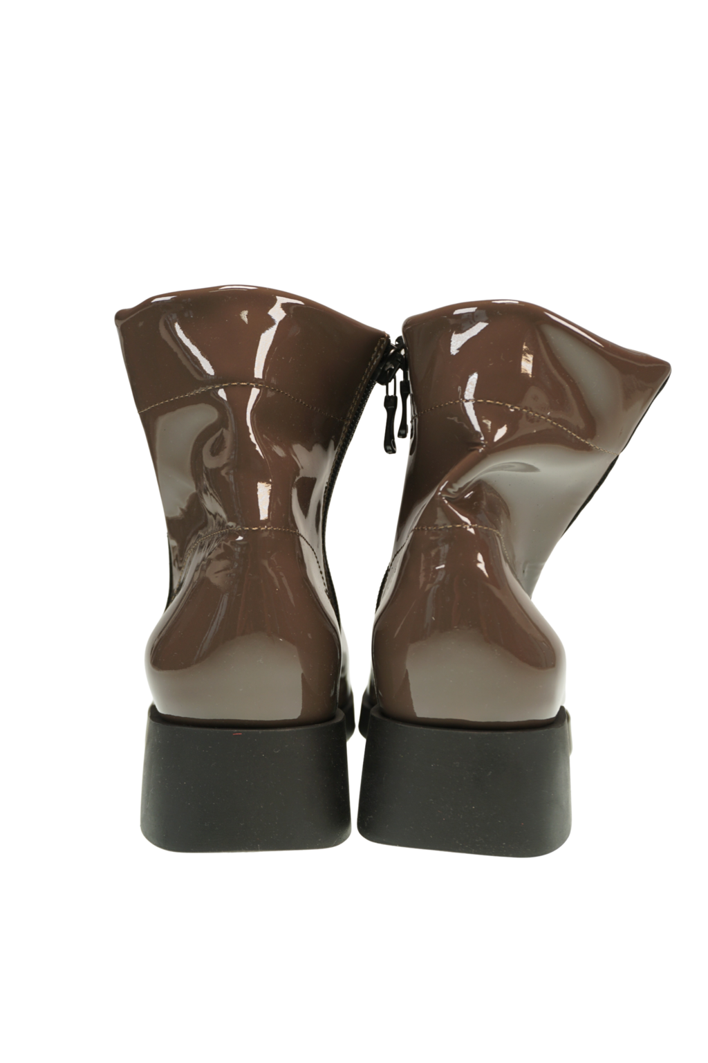 Taisha Laekeo chestnut